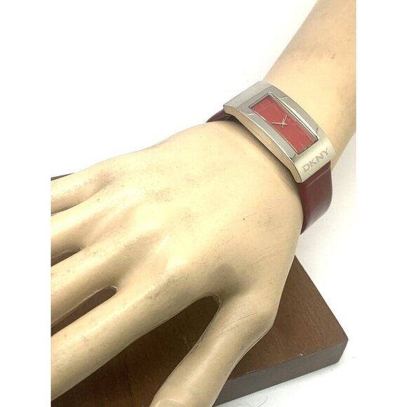 DKNY Women's Watch NY4747 Quartz Red Dial Tank 21x43mm Leather Strap - Picture 4 of 13